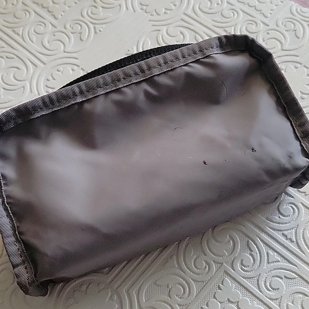 Disney Store × Lesportsac Mickey & Minnie Mouse Makeup Pouch Bag Hearts Love